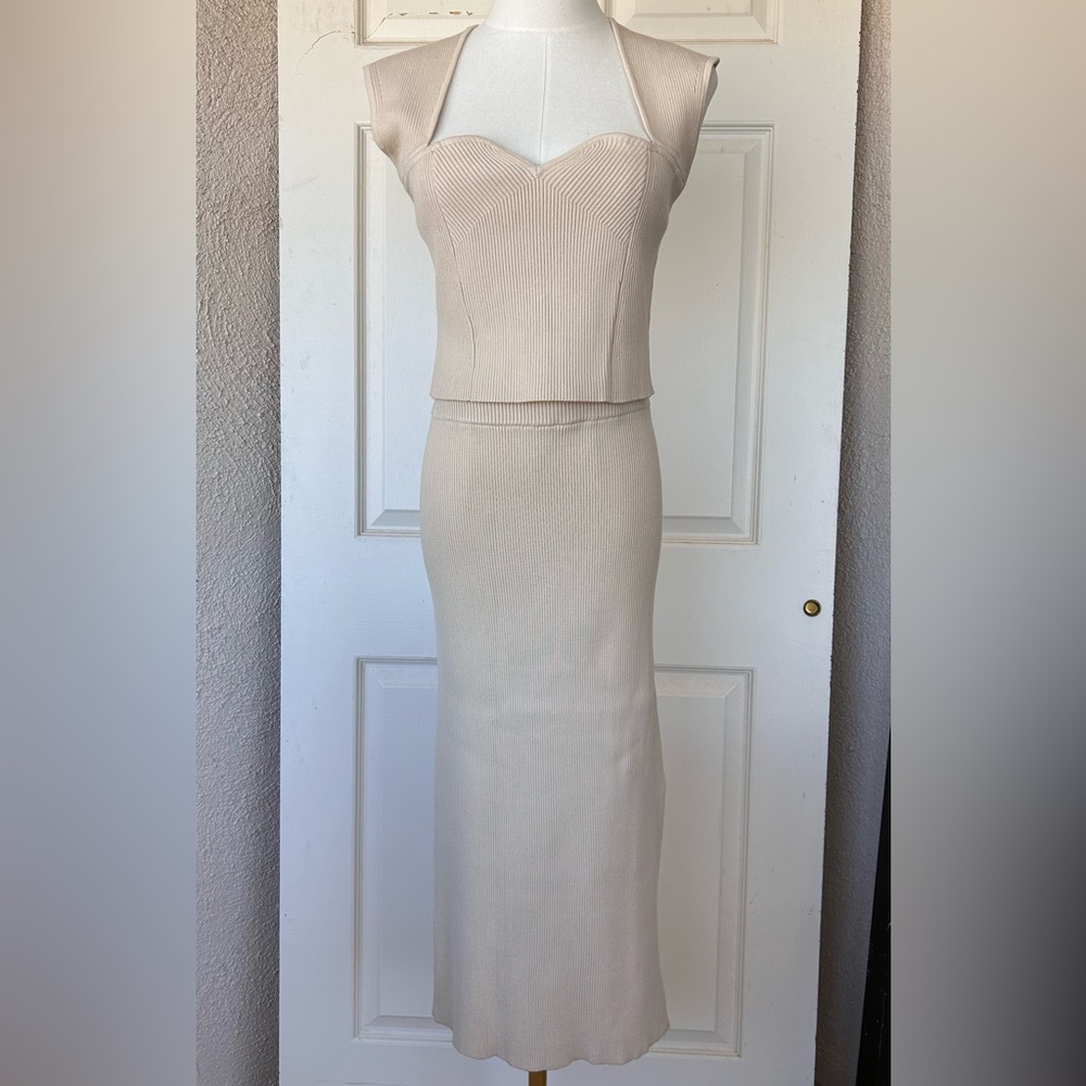 House of Harlow 1960 2Pc Sweater/Skirt Set Tan Size Large - Picture 2 of 12